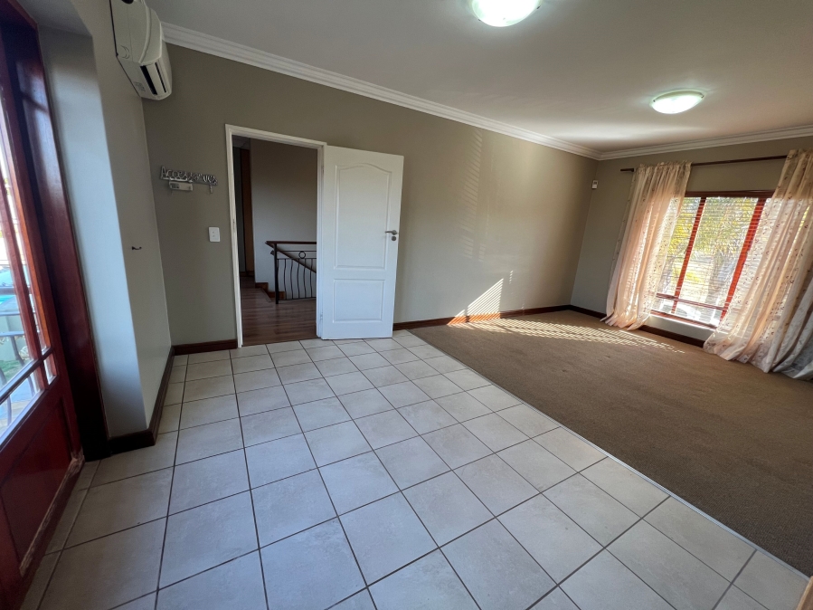 To Let 3 Bedroom Property for Rent in Wilkoppies North West